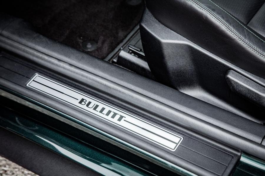 Логотип Ford Mustang Bullitt 2018 года  (EU) (фото 31 из 50)
